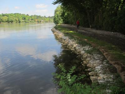 Enrochement à Bois le Roy